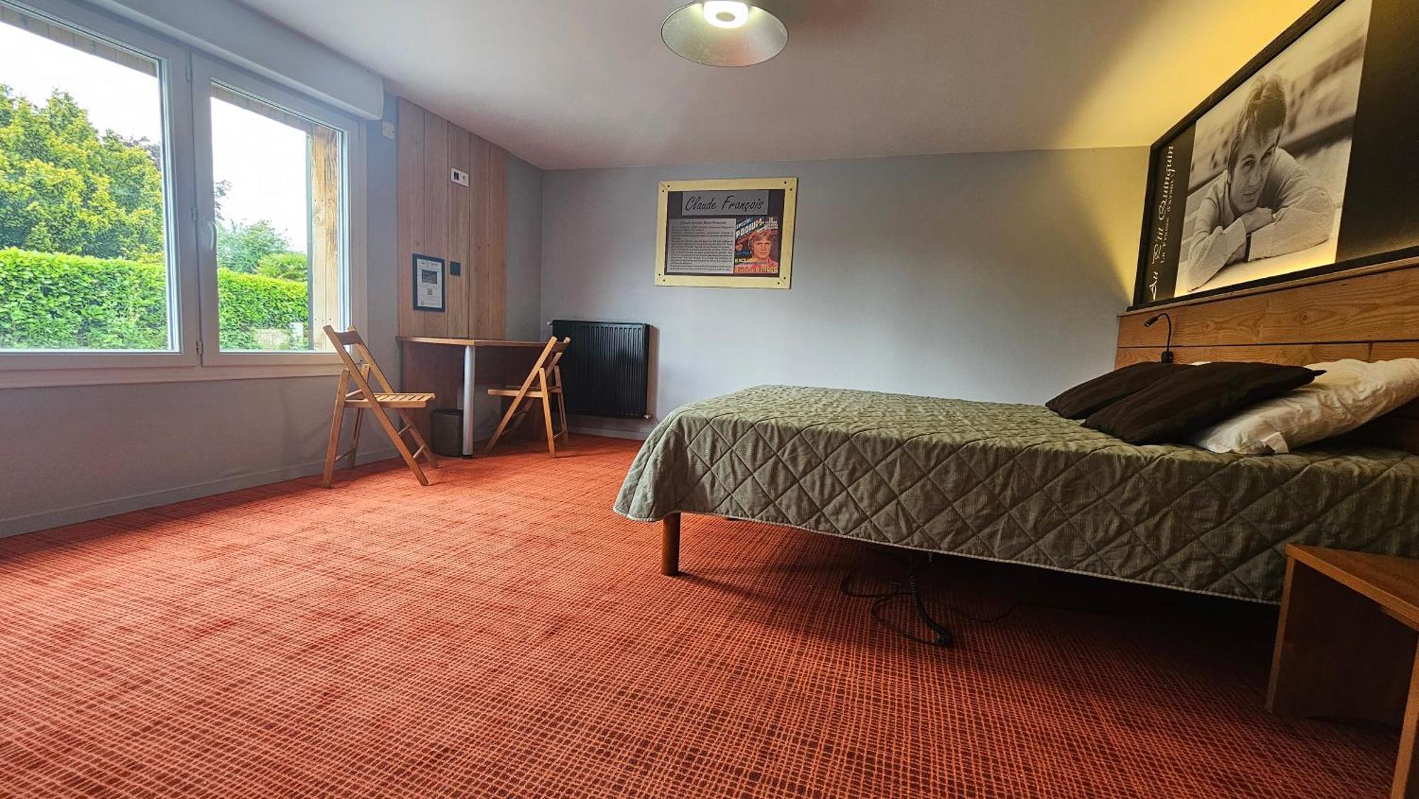 Au P'Tit Quinquin Hotel Ceaux Bagian luar foto